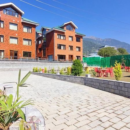 White Water Resorts Pahalgam Exterior photo