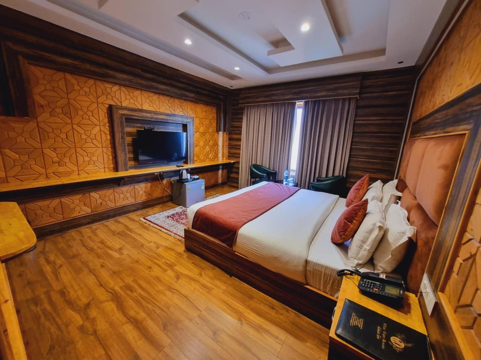 White Water Resorts Pahalgam Exterior photo
